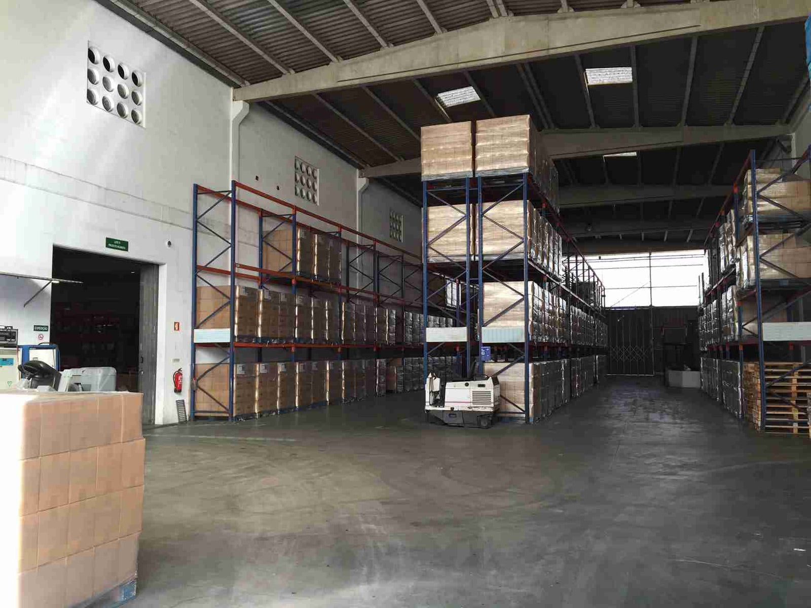 Plurifil warehouse in Rio de Mouro