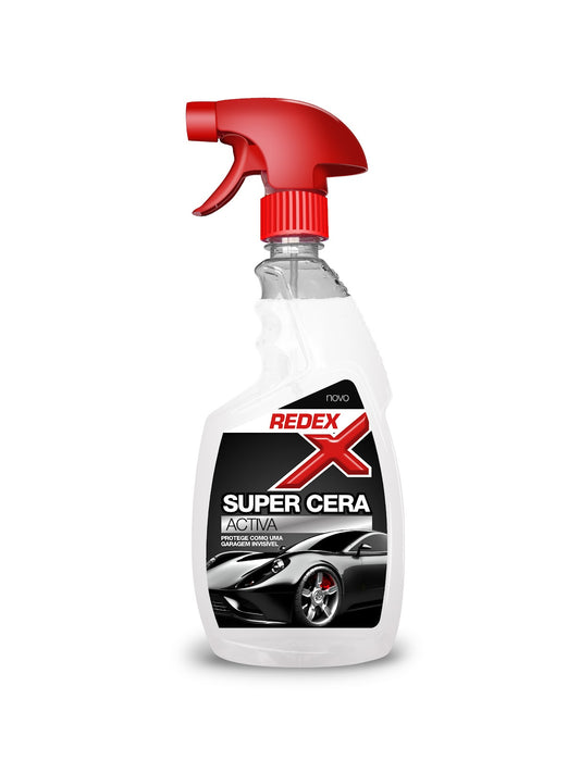 A Redex Cera Activa 500ml é uma solução avançada para proteger e realçar o brilho do seu veículo. Sua fórmula ativa proporciona uma aplicação rápida e eficaz, criando uma camada protetora que repele água, sujeira e poeira, mantendo a pintura em perfeito estado por mais tempo. Ideal para quem busca praticidade, a Redex Cera Activa oferece proteção duradoura contra os raios UV e os danos causados pelo clima, garantindo um acabamento brilhante e suave ao toque. 